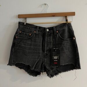 NWT - Levis - 501 Womens Shorts